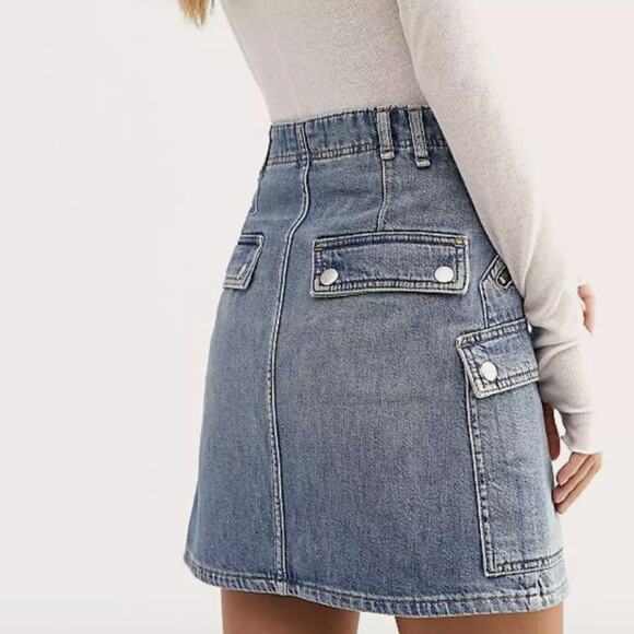 Free People We the Free Avenue Denim Cargo Mini Skirt - Picture 3 of 7